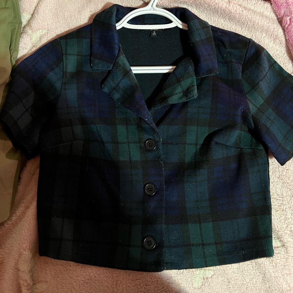 Dark Green Plaid cropped Collared Button up Shirt
